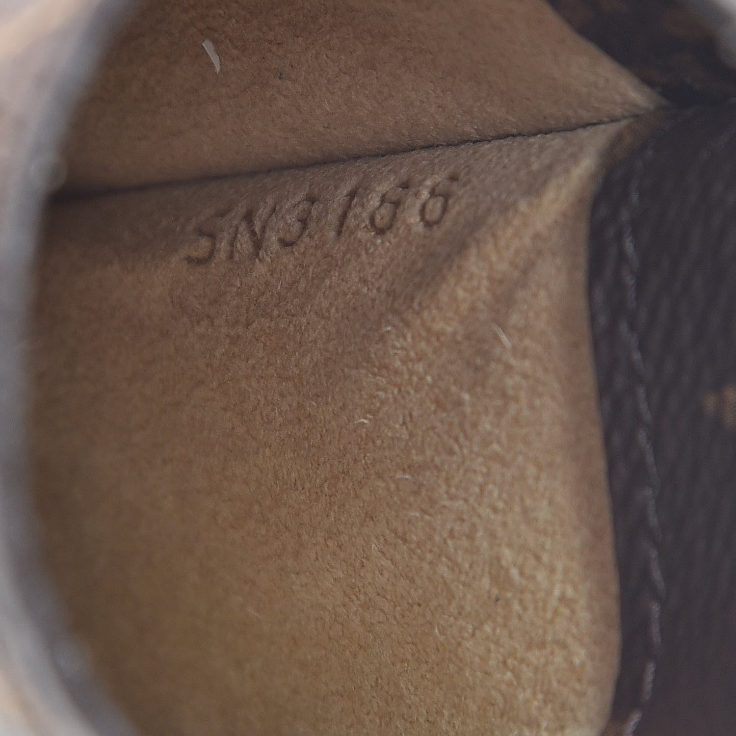 Louis Vuitton Monogram Sunglasses Case MM 7 of 8