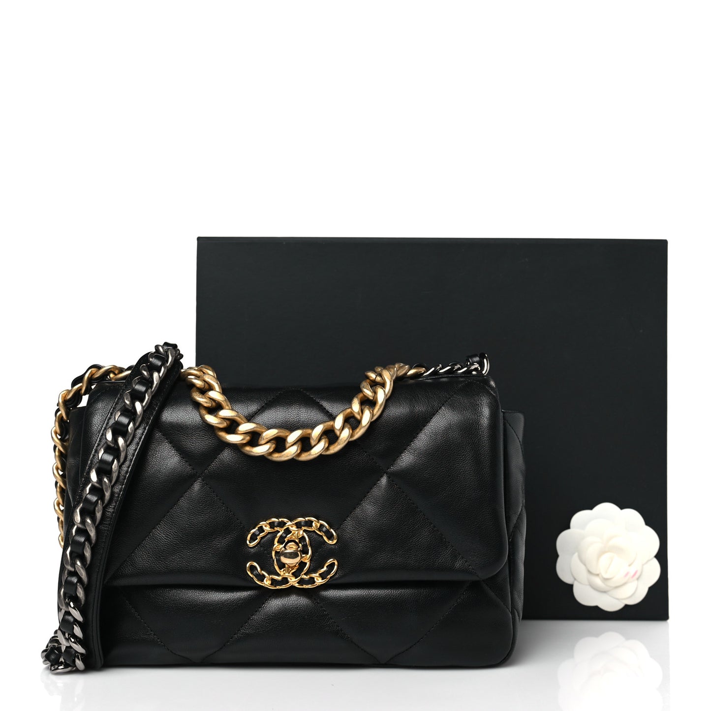 Lambskin Quilted Medium Chanel 19 Flap Black