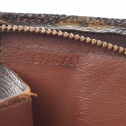 Louis Vuitton Monogram Toiletry Pouch 26 6 of 12