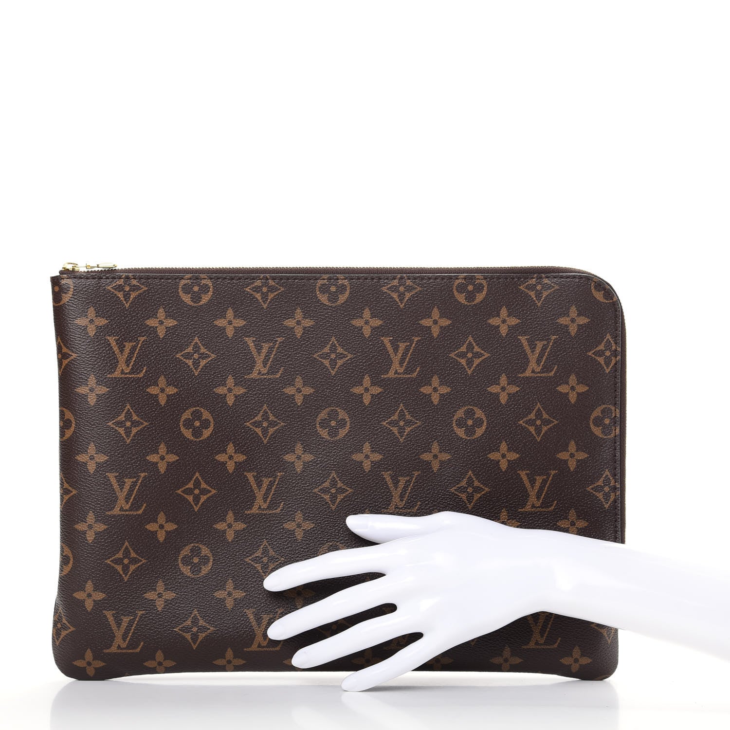 Louis Vuitton Monogram Etui Voyage GM Pouch 2 of 7