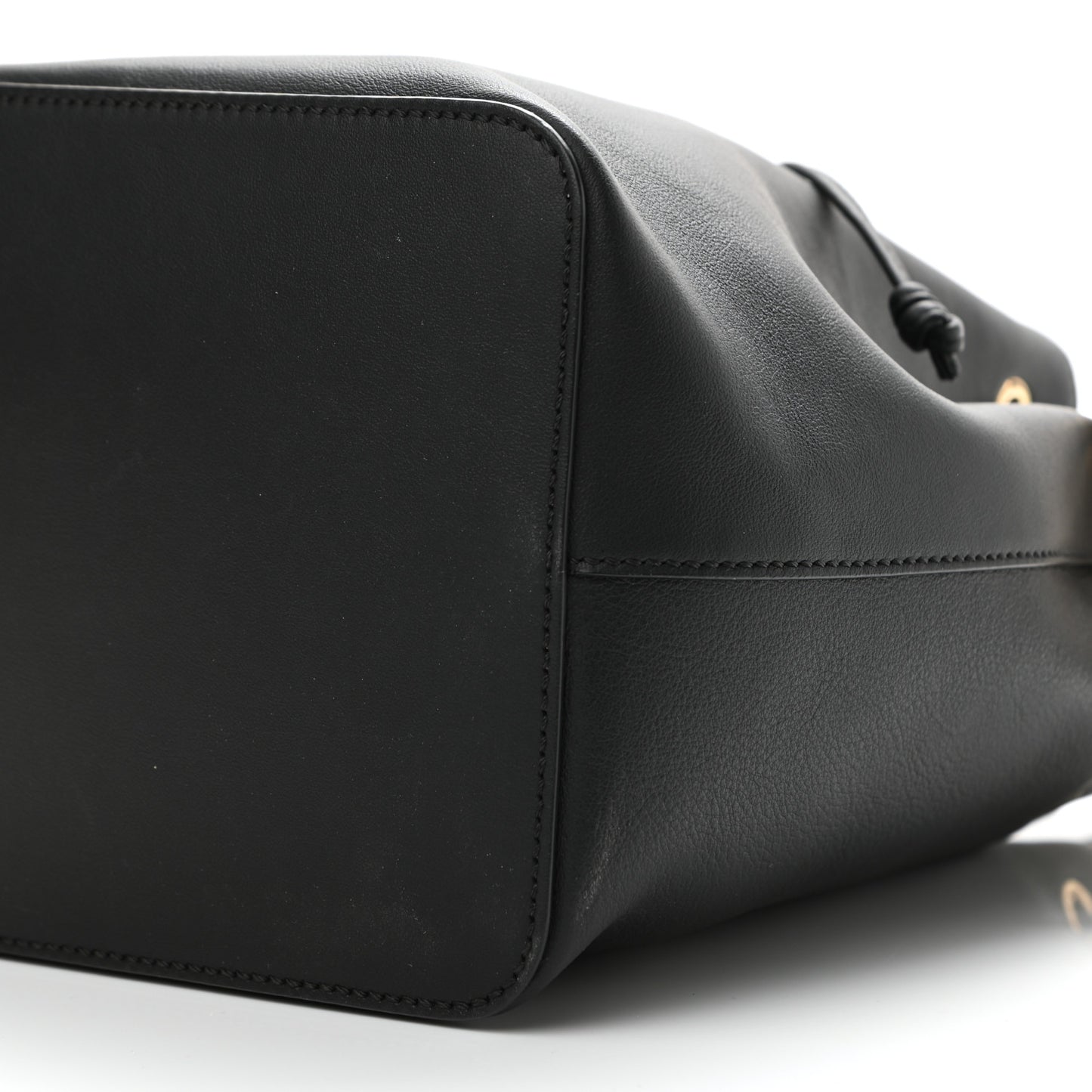 Vitello Grace Matte F is Fendi Grande Mon Tresor Bucket Bag Black
