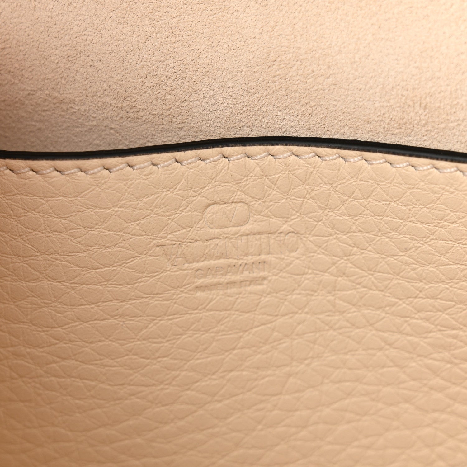 Valentino Garavani Pebbled Calfskin Medium Rockstud Flip Lock Crossbody Bag Light Ivory 6 of 10