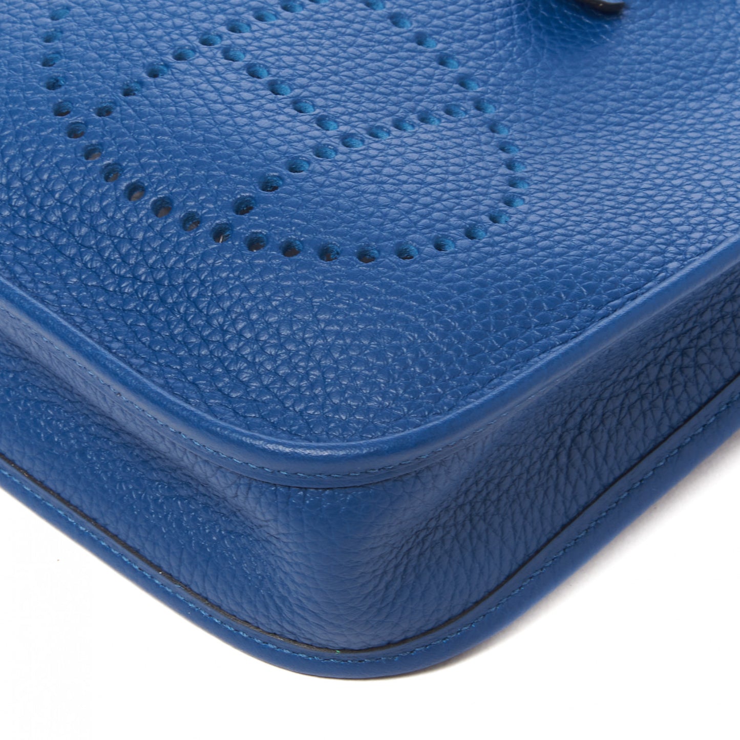Taurillon Clemence Evelyne TPM Deep Blue