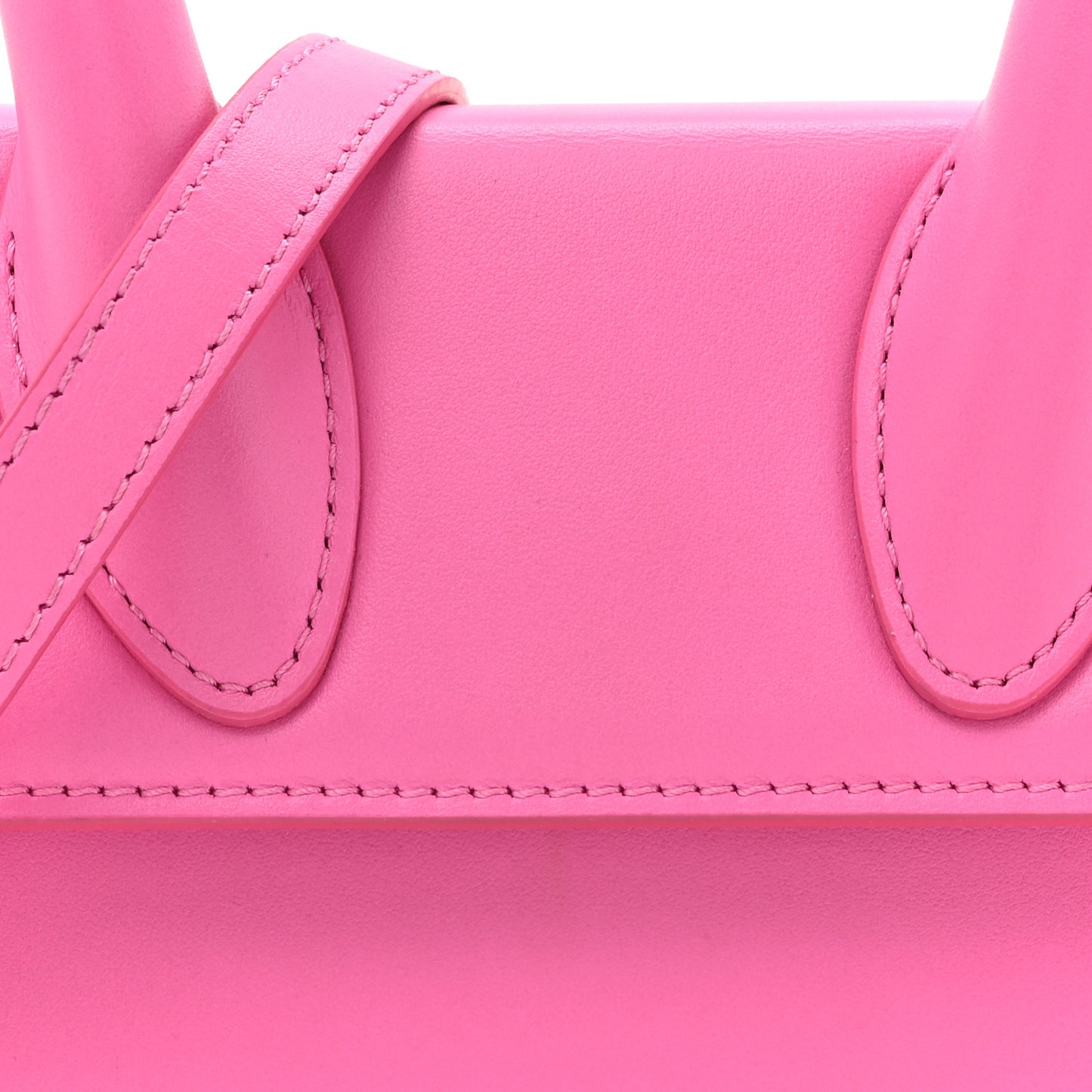 Smooth Calfskin Le Chiquito Moyen Neon Pink