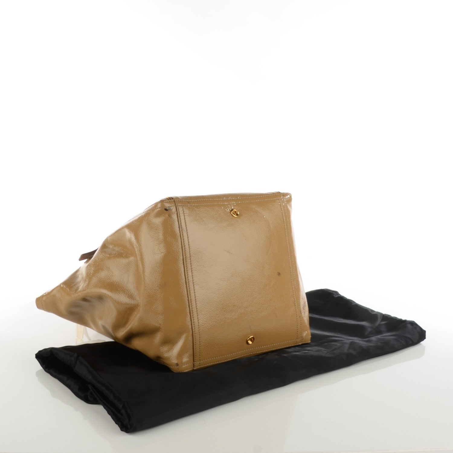 Saint Laurent Patent Medium Downtown Beige 3 of 9