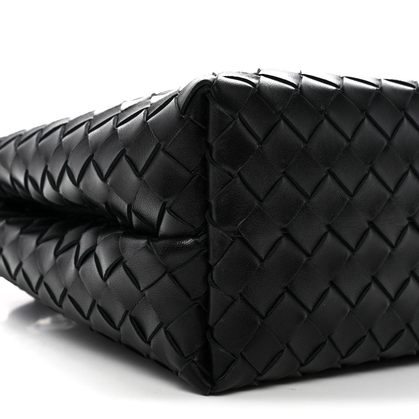 Nappa Intrecciato Medium Andiamo Shoulder Bag Black
