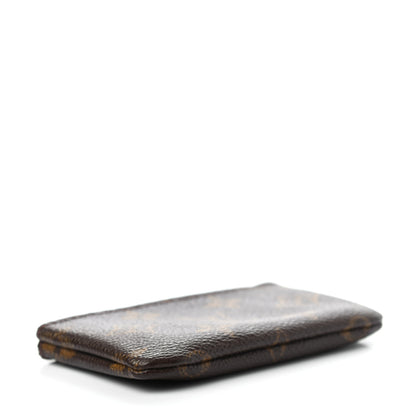 Louis Vuitton Monogram Key Pouch 4 of 9