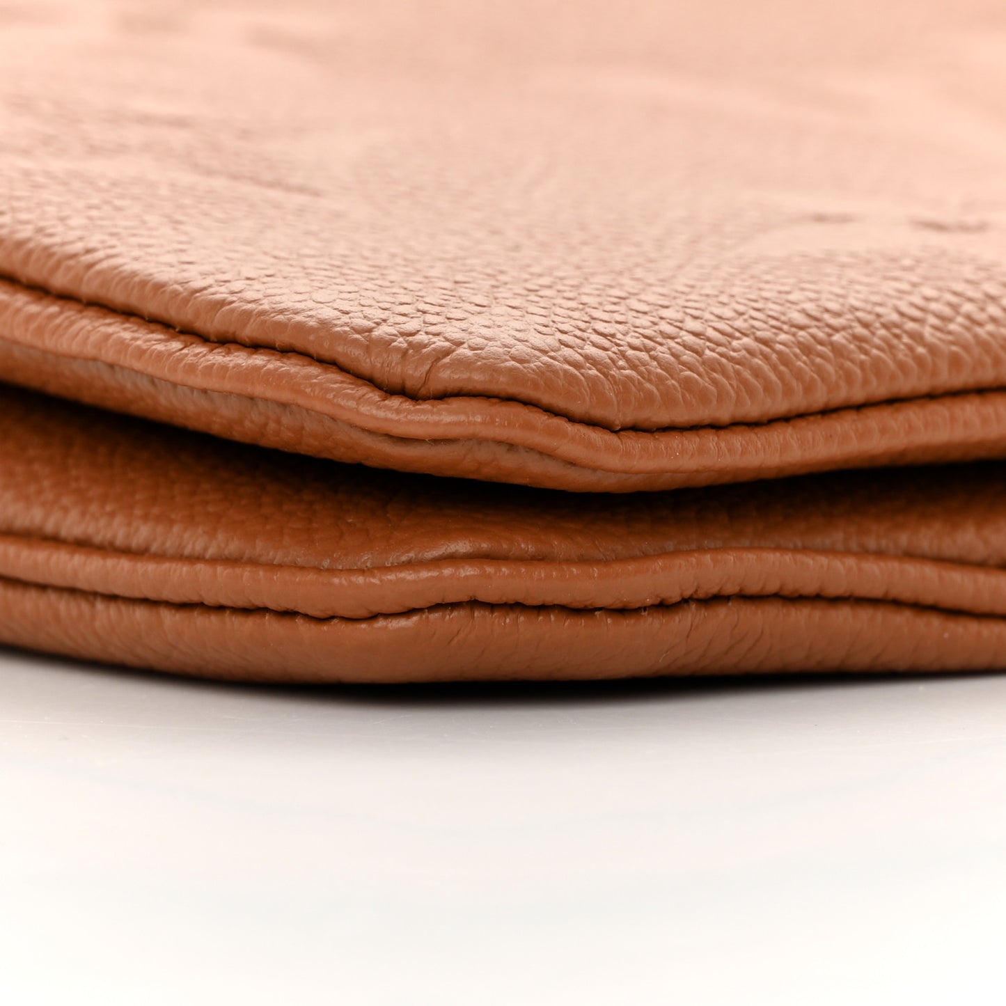 Empreinte Monogram Giant Double Zip Pochette Caramel