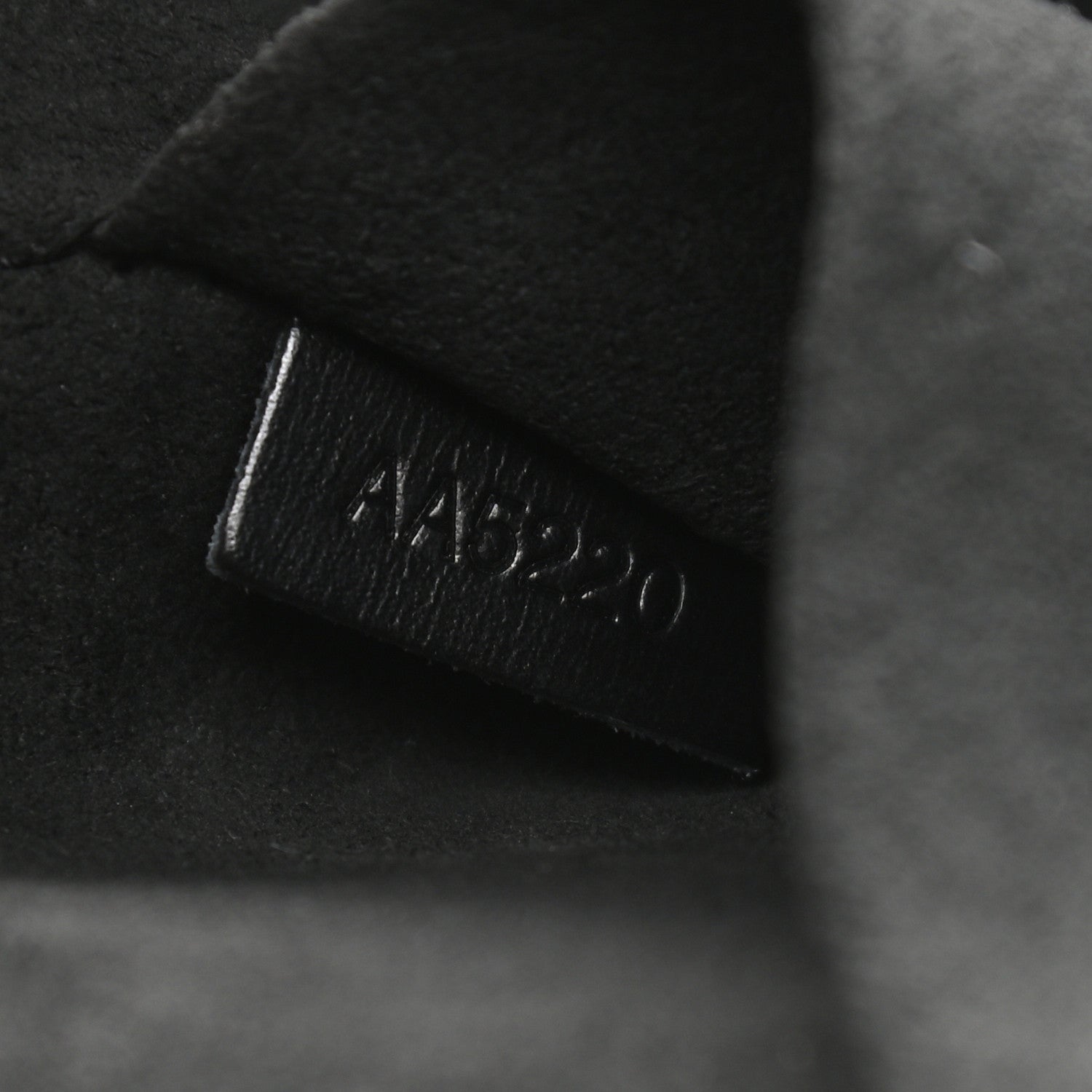 Louis Vuitton Reverse Monogram Vanity PM 7 of 9