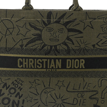 Christian Dior Canvas Embroidered Graffiti Book Tote Vert 8 of 10