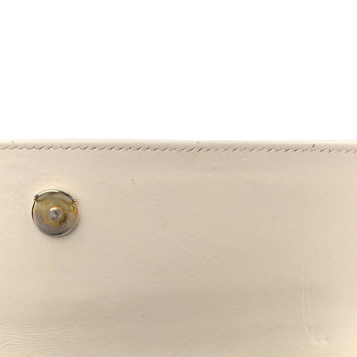 Saint Laurent Calfskin Matelasse Victoire Chain Wallet Black 17 of 21