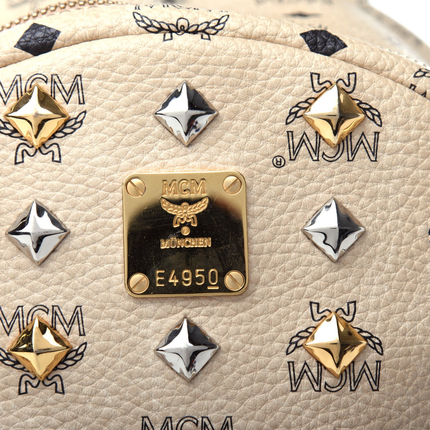 Visetos Medium Studded Stark Backpack Beige