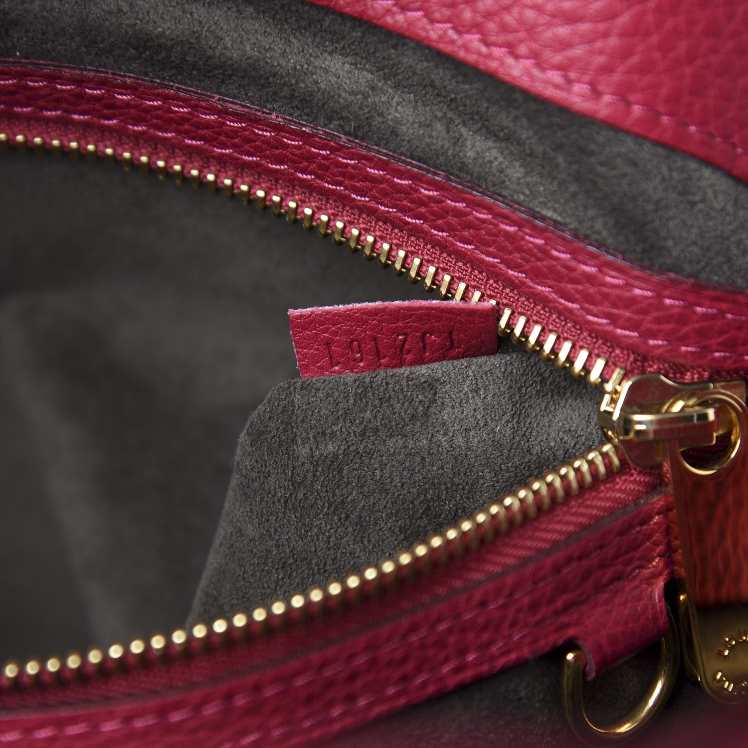 Louis Vuitton Mahina Cirrus PM Grenat 7 of 9