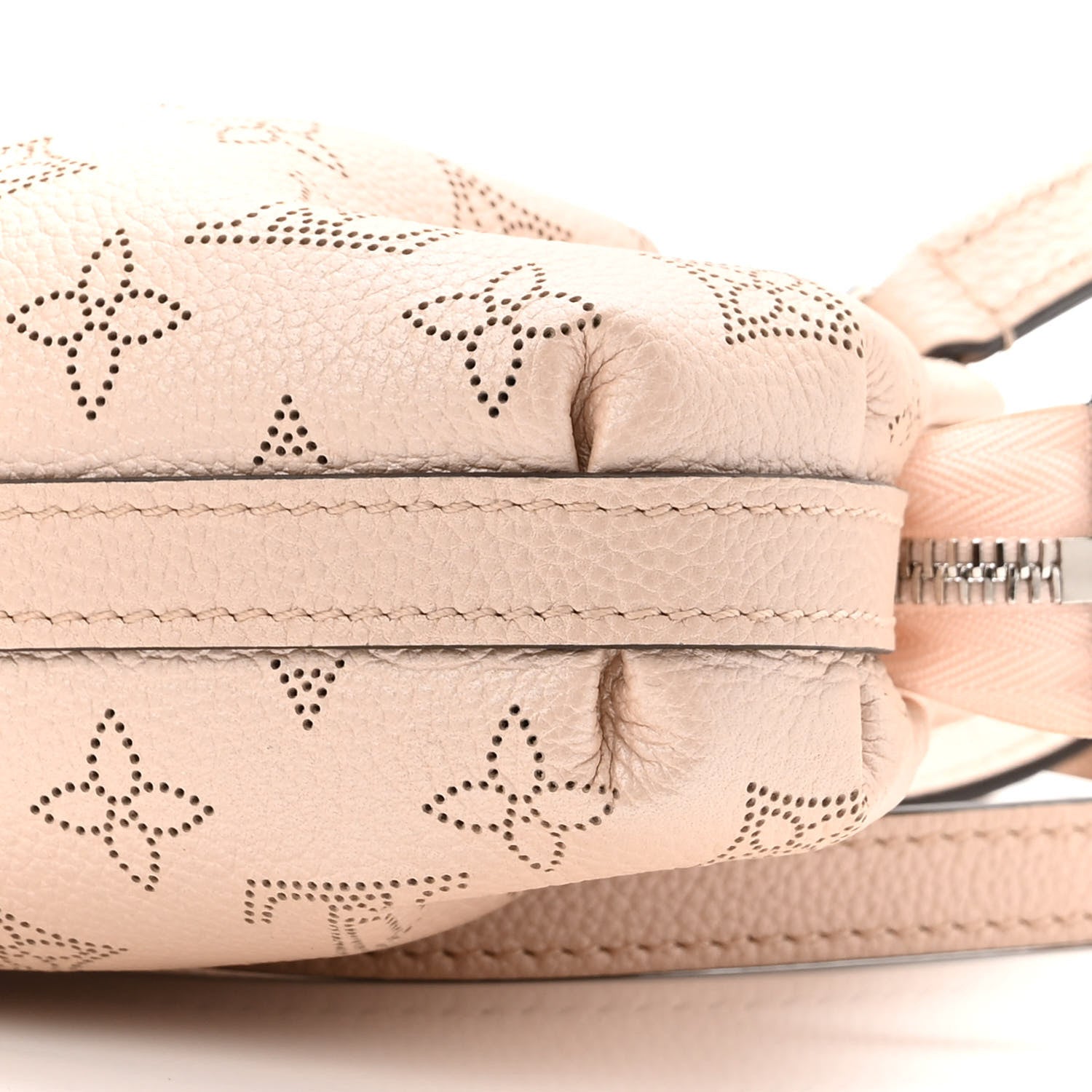 Louis Vuitton Mahina Scala Mini Pouch Magnolia 9 of 9