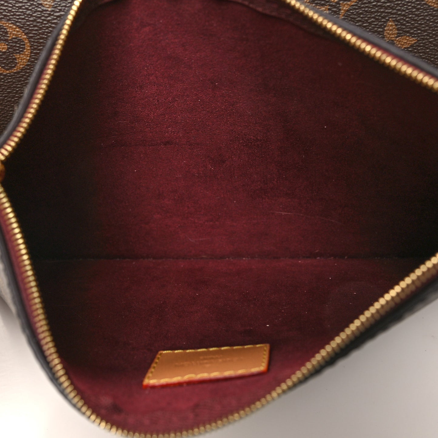 Monogram CarryAll MM