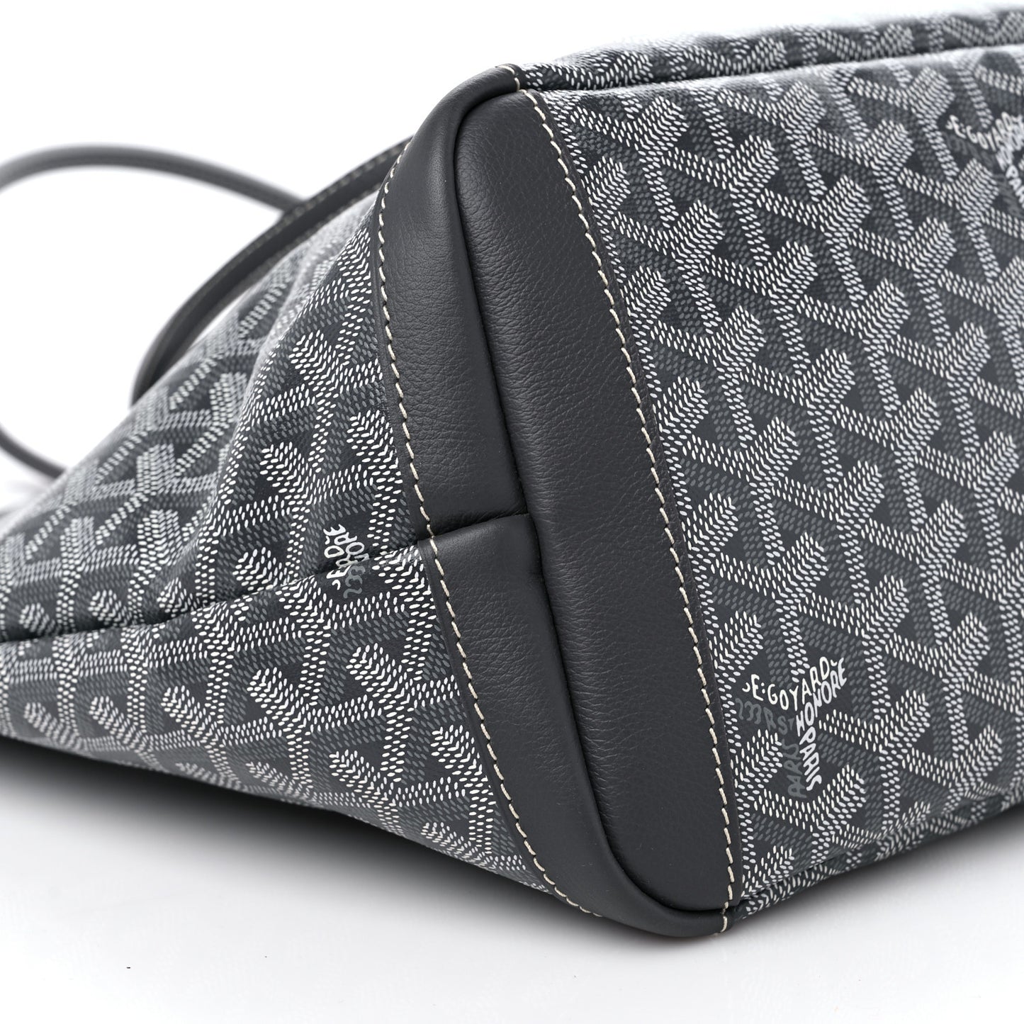 Goyardine Artois MM Grey