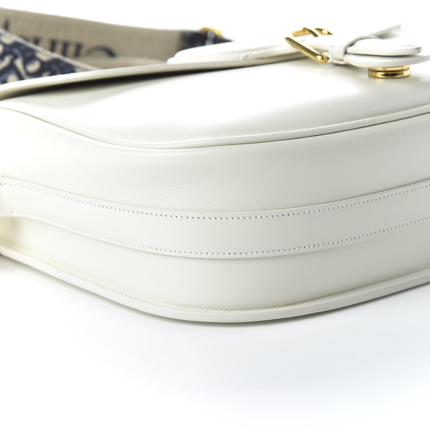 Box Calfskin Large Bobby Flap White