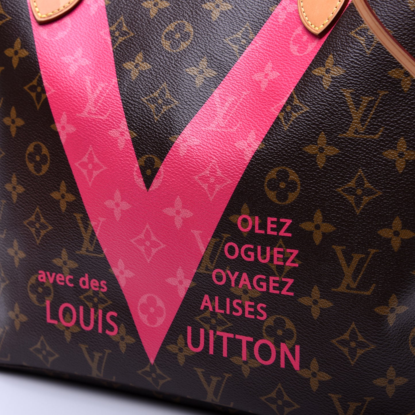 Monogram V Neverfull MM Grenade