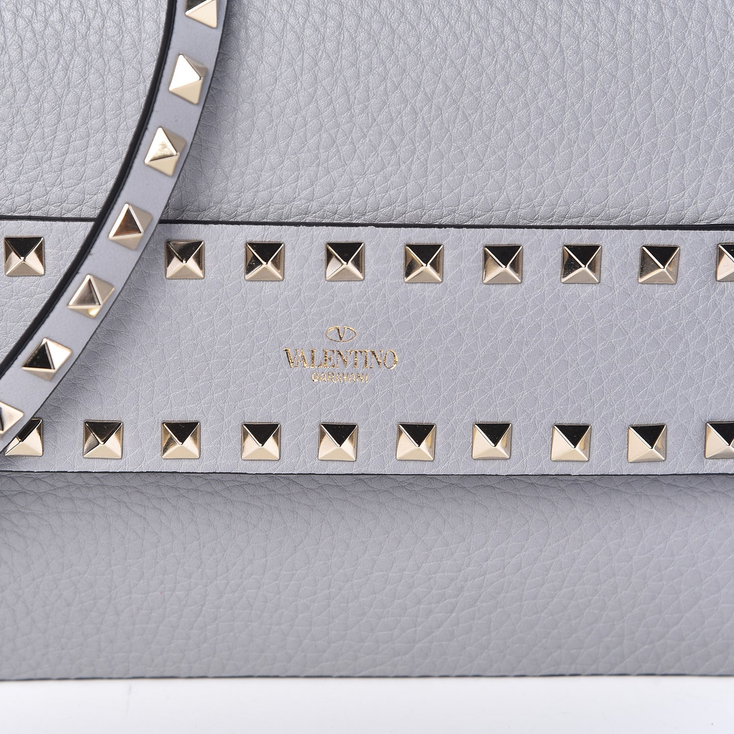 Pebbled Calfskin Rockstud Side Slip Crossbody Pastel Grey