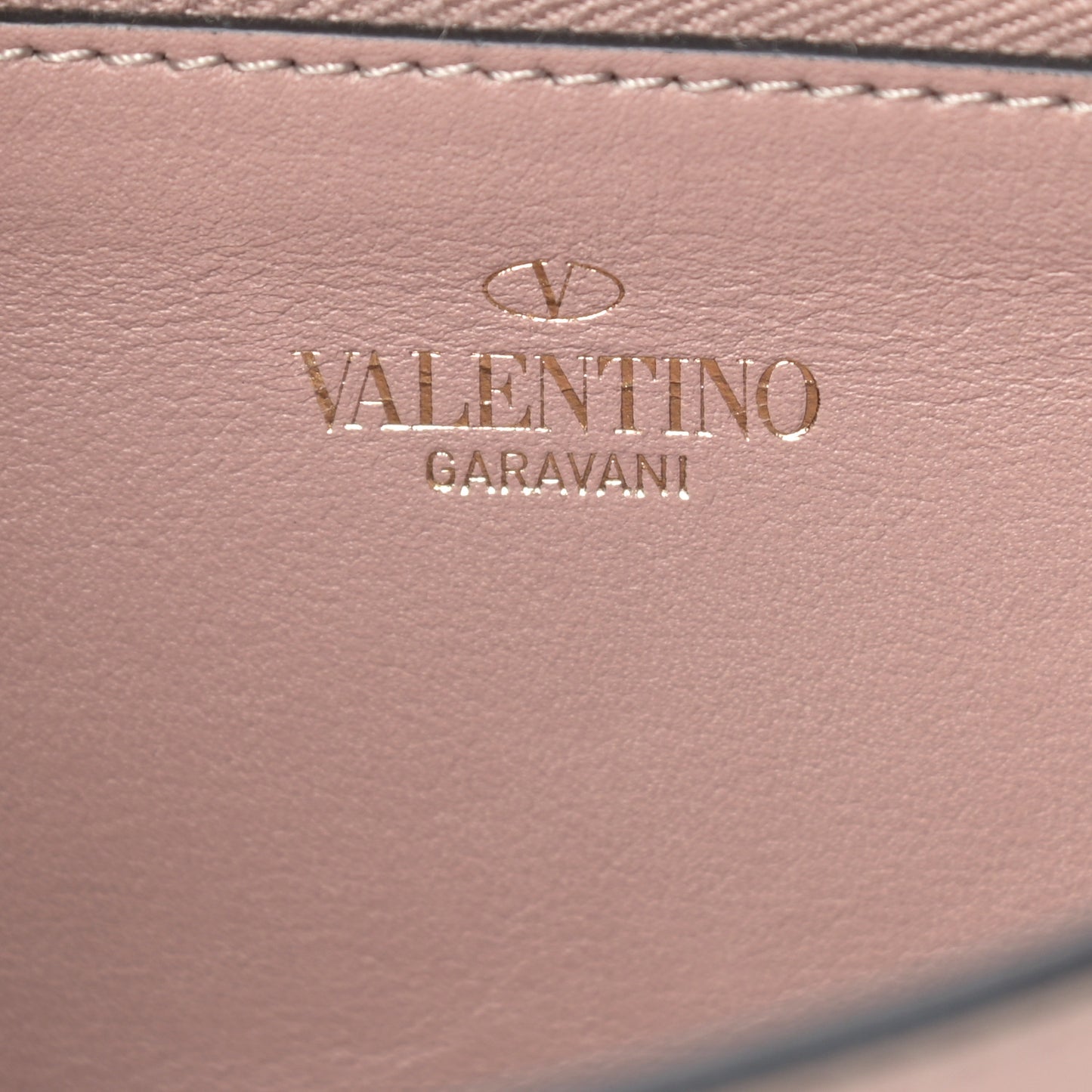 Calfskin Rockstud Phone Case With Chain Poudre