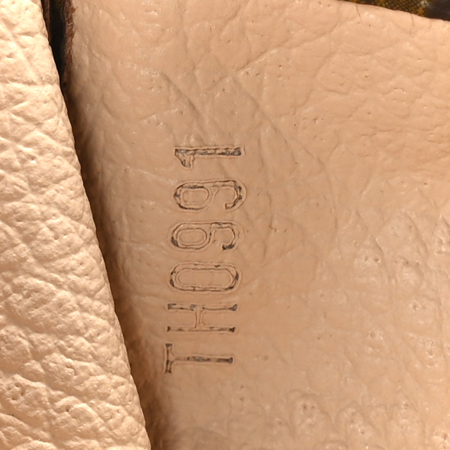 Louis Vuitton Monogram Toiletry Pouch 19 7 of 7