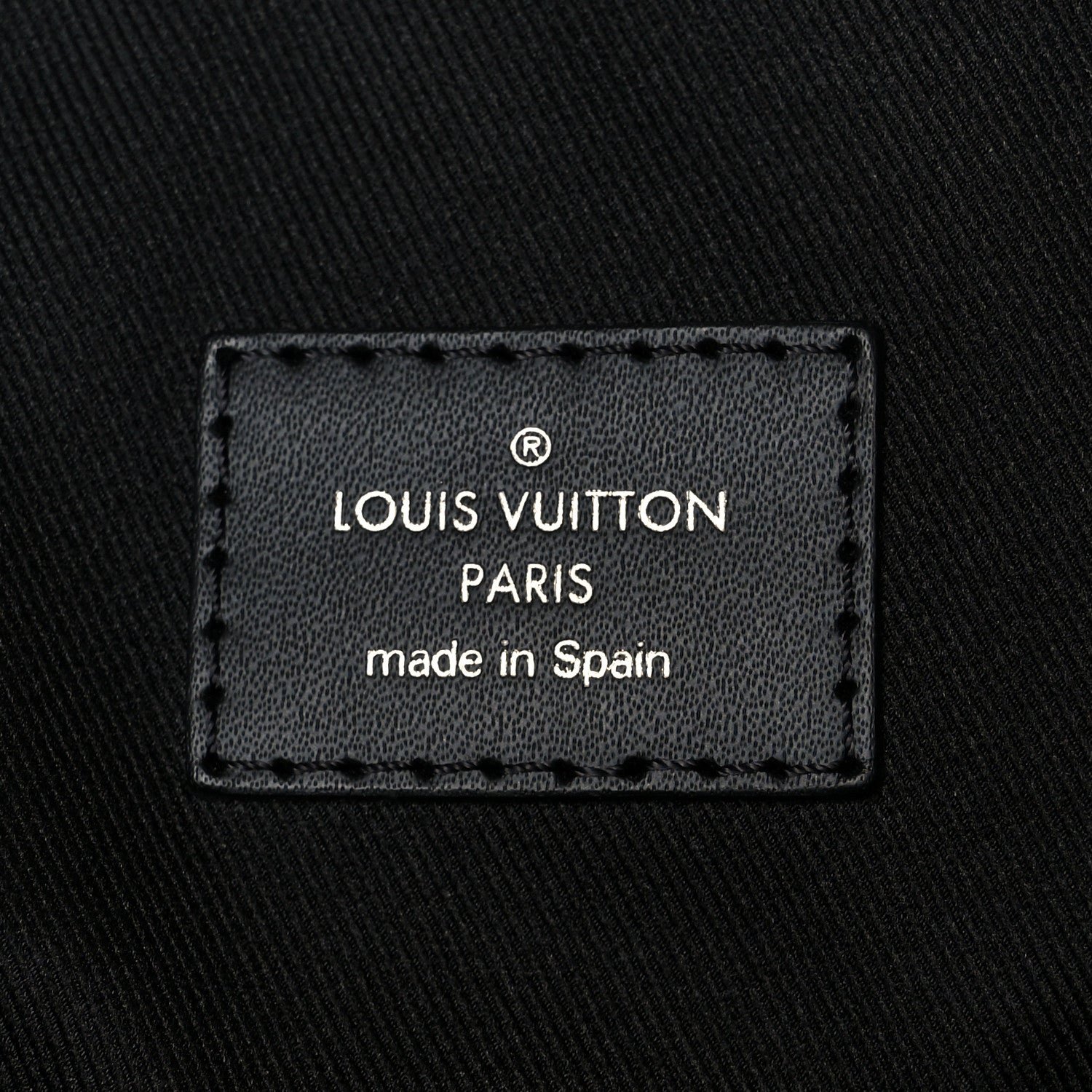 Louis Vuitton Monogram Eclipse District MM 6 of 10
