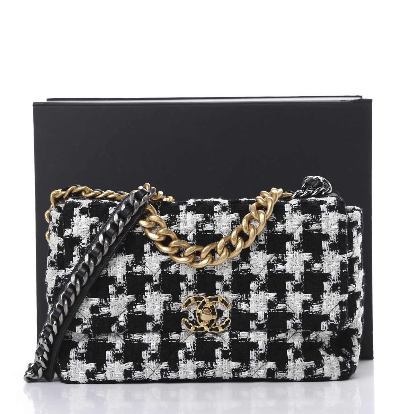 Tweed Quilted Large 19 Flap Black Ecru White