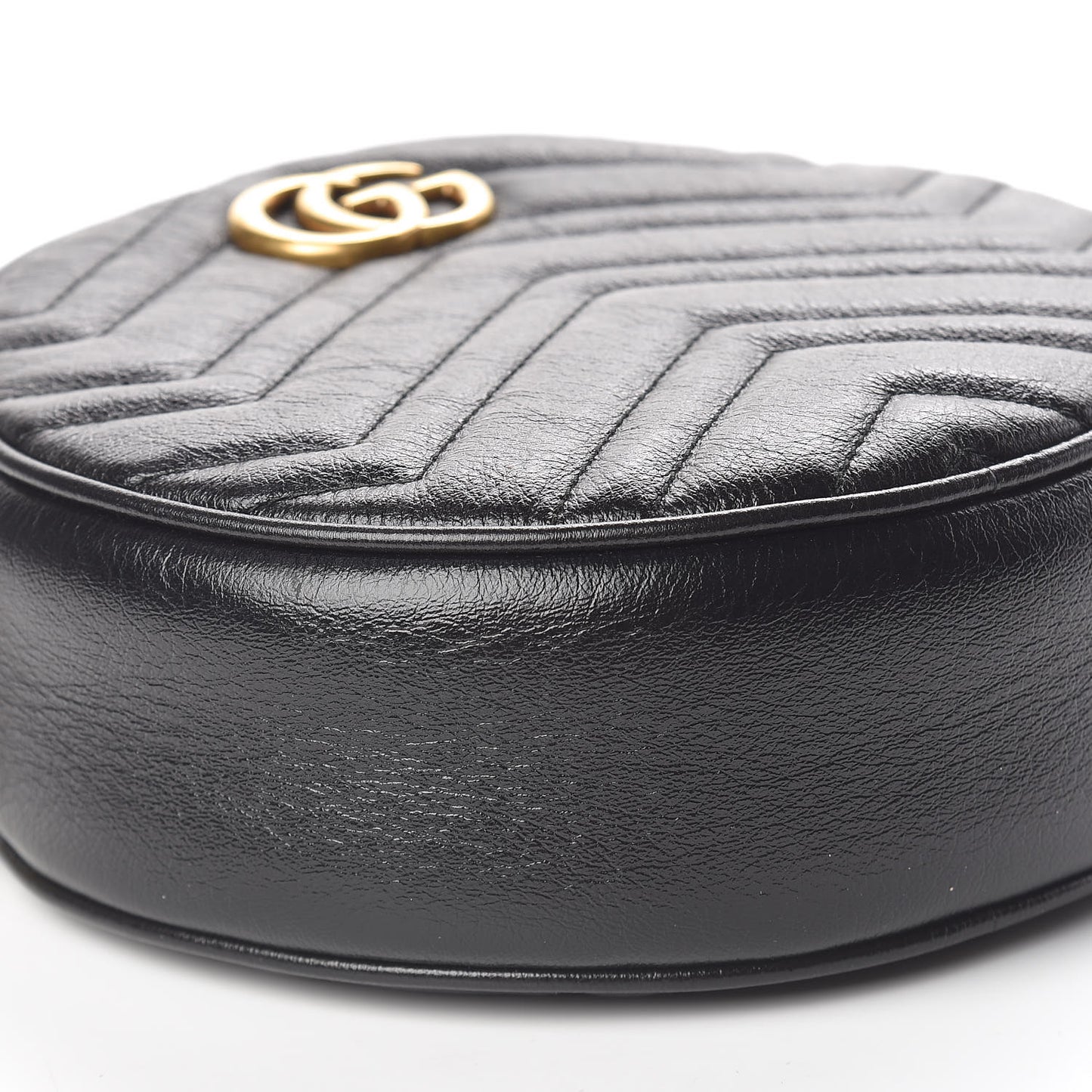 Azalea Calfskin Matelasse Heart Mini GG Marmont Round Shoulder Bag Black