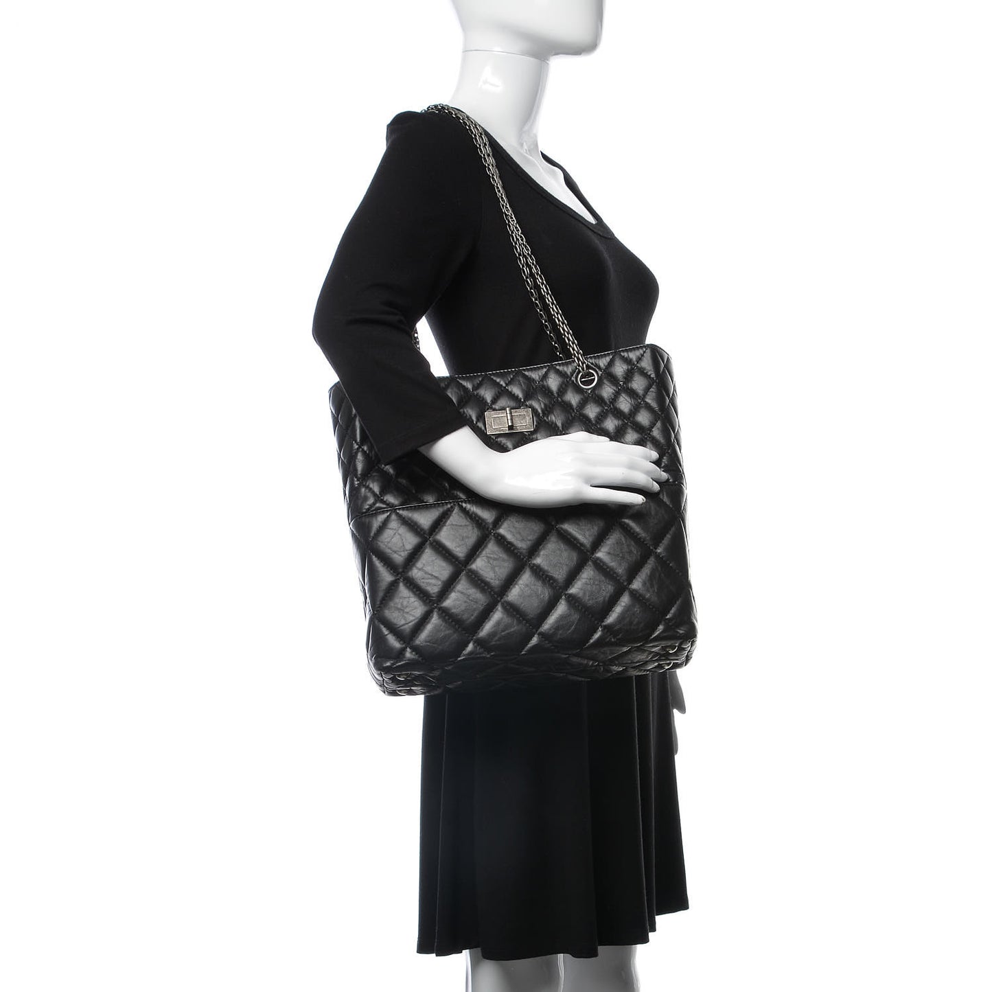 Aged Calfskin Quilted Reissue 2.55 Tote Black
