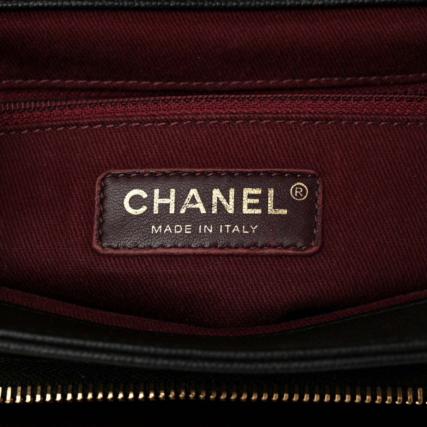 Caviar Quilted Medium Business Affinity Flap Black