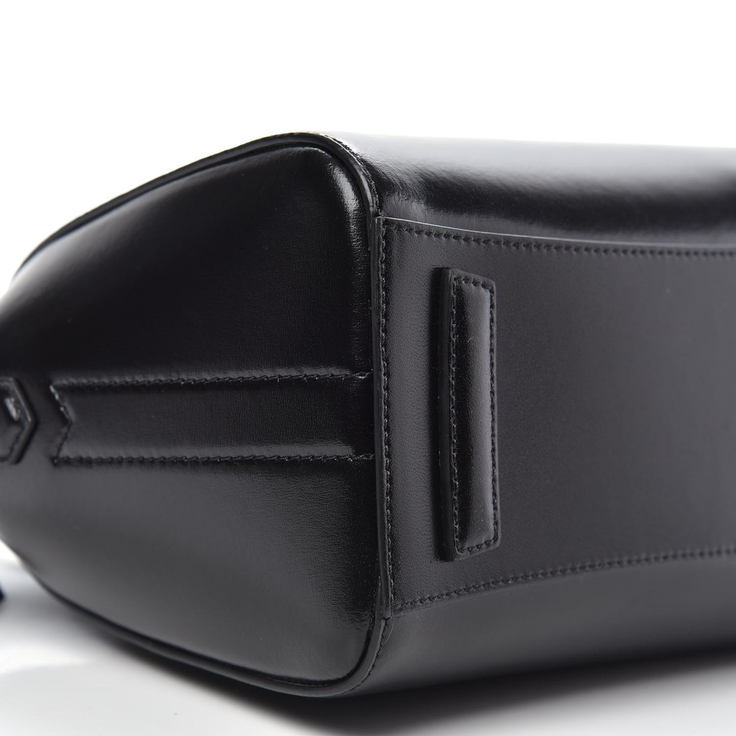 Shiny Lord Calfskin Mini Antigona Black