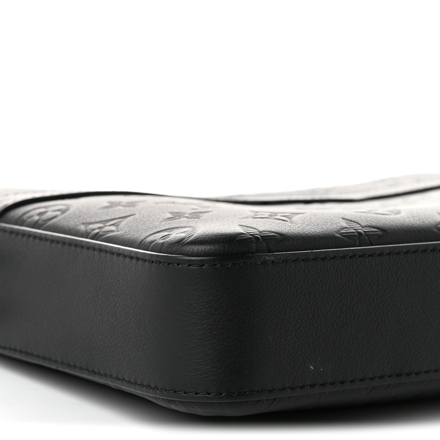 Calfskin Monogram Shadow Trio Messenger Black