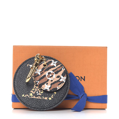 Louis Vuitton Monogram Giant Jungle Bag Charm Key Holder Black 5 of 5
