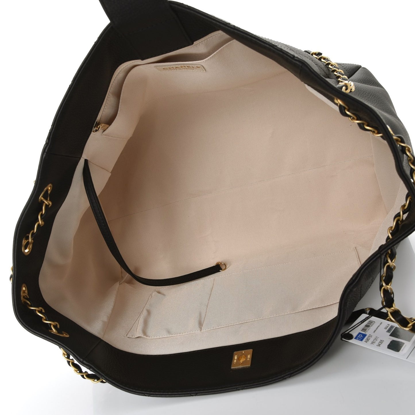 Grained Calfskin Quilted Large Supple Rock Shopping Tote Black
