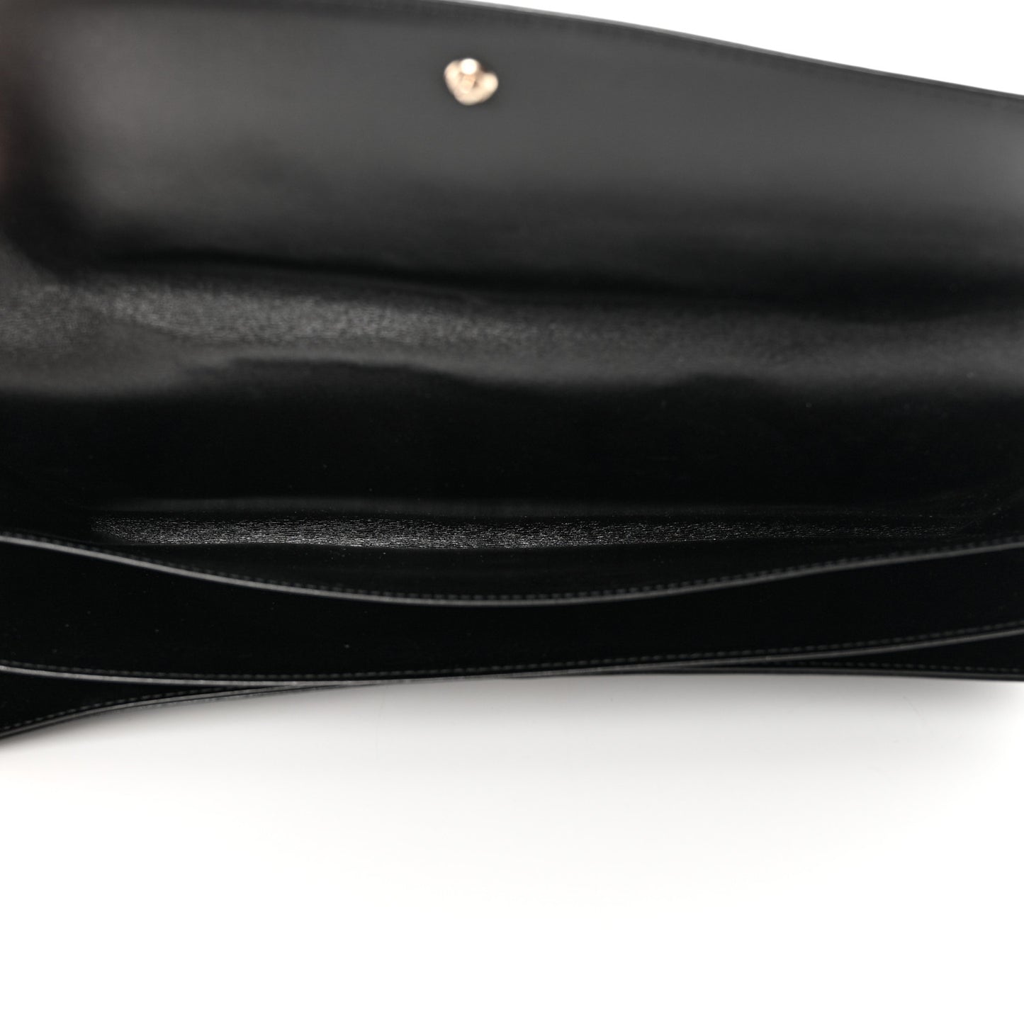 Epi Opera Pochette Egee Clutch Black