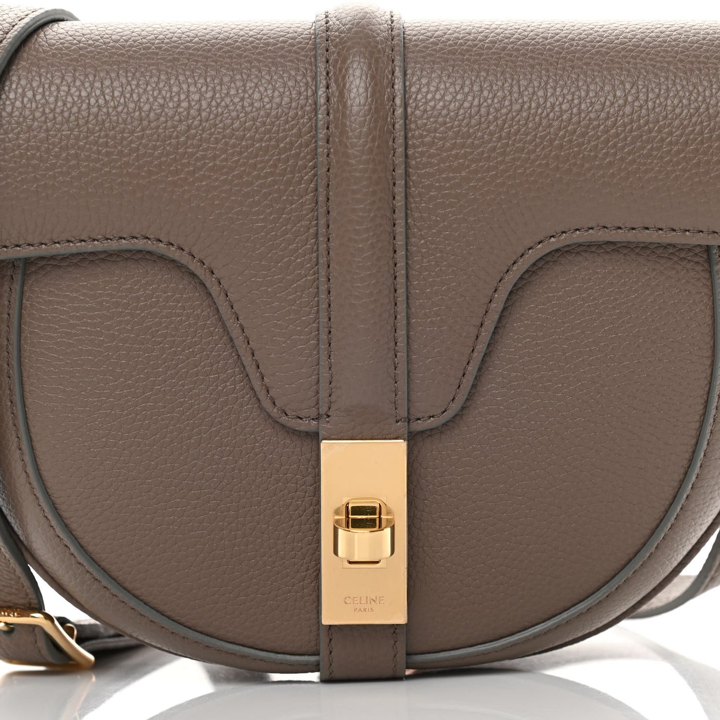Grained Calfskin Besace Small 16 Taupe