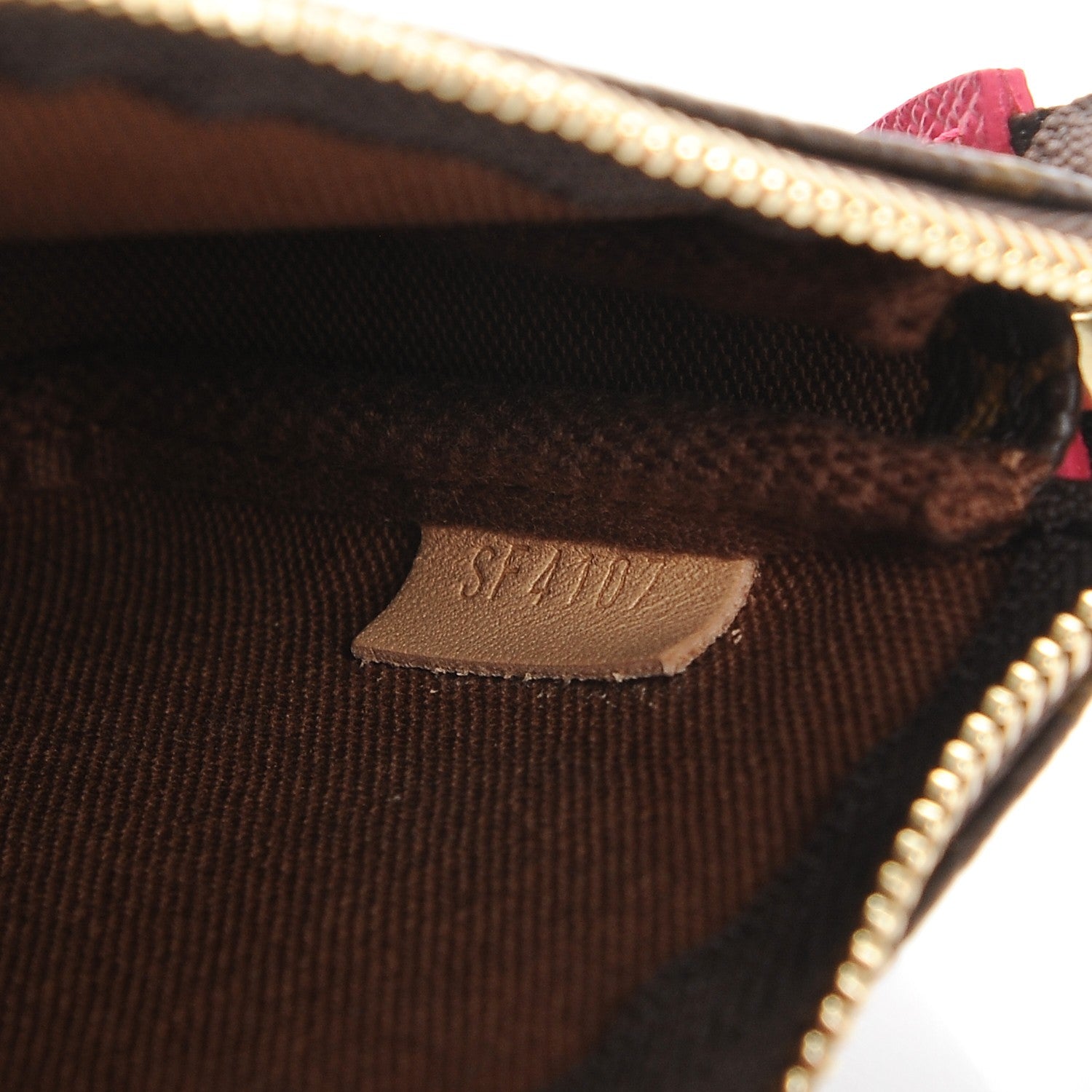 Louis Vuitton Monogram 2017 Christmas Animation Mini Pochette Accessories 7 of 8