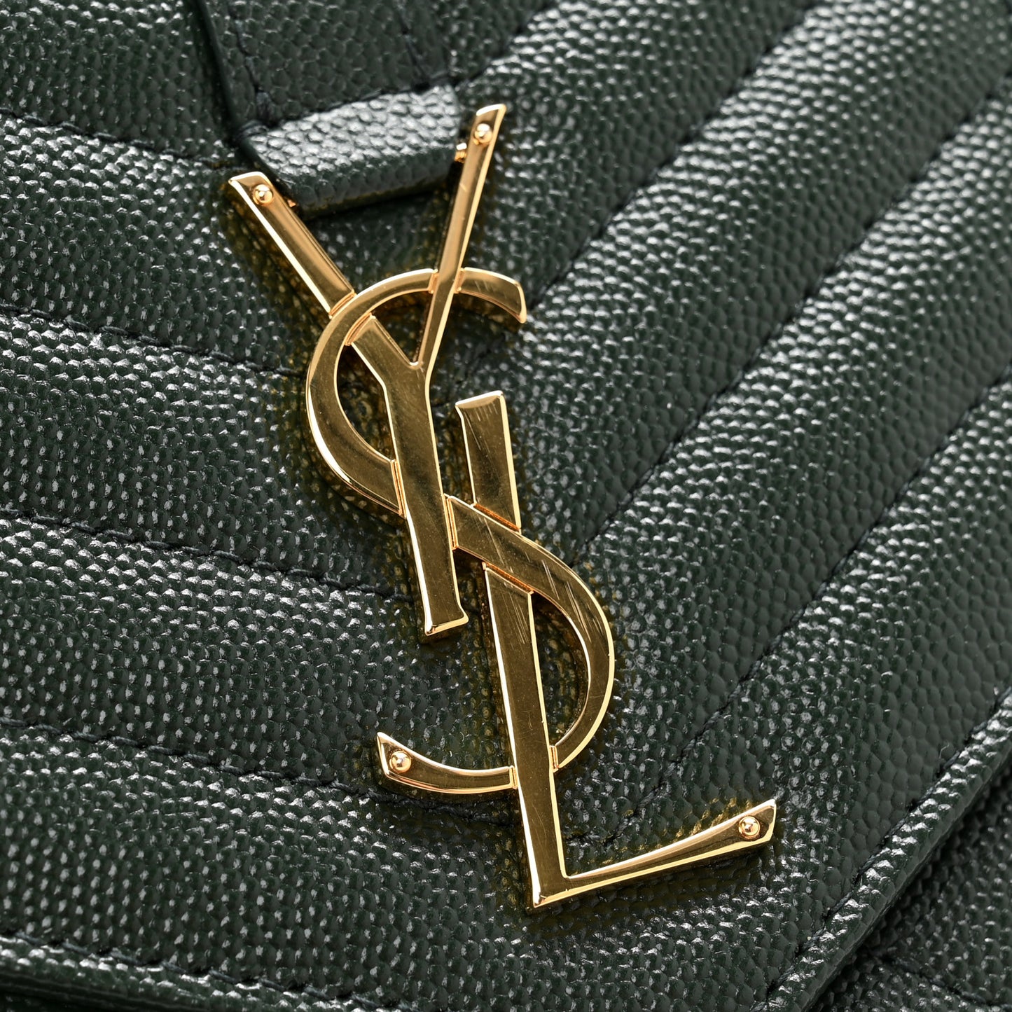 Grain De Poudre Textured Mixed Matelasse Triquilt Monogram Clutch Vert Fonce