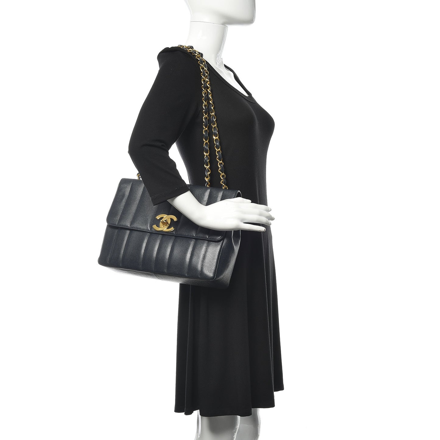 Caviar Vertical Quilted Jumbo Single Flap Black