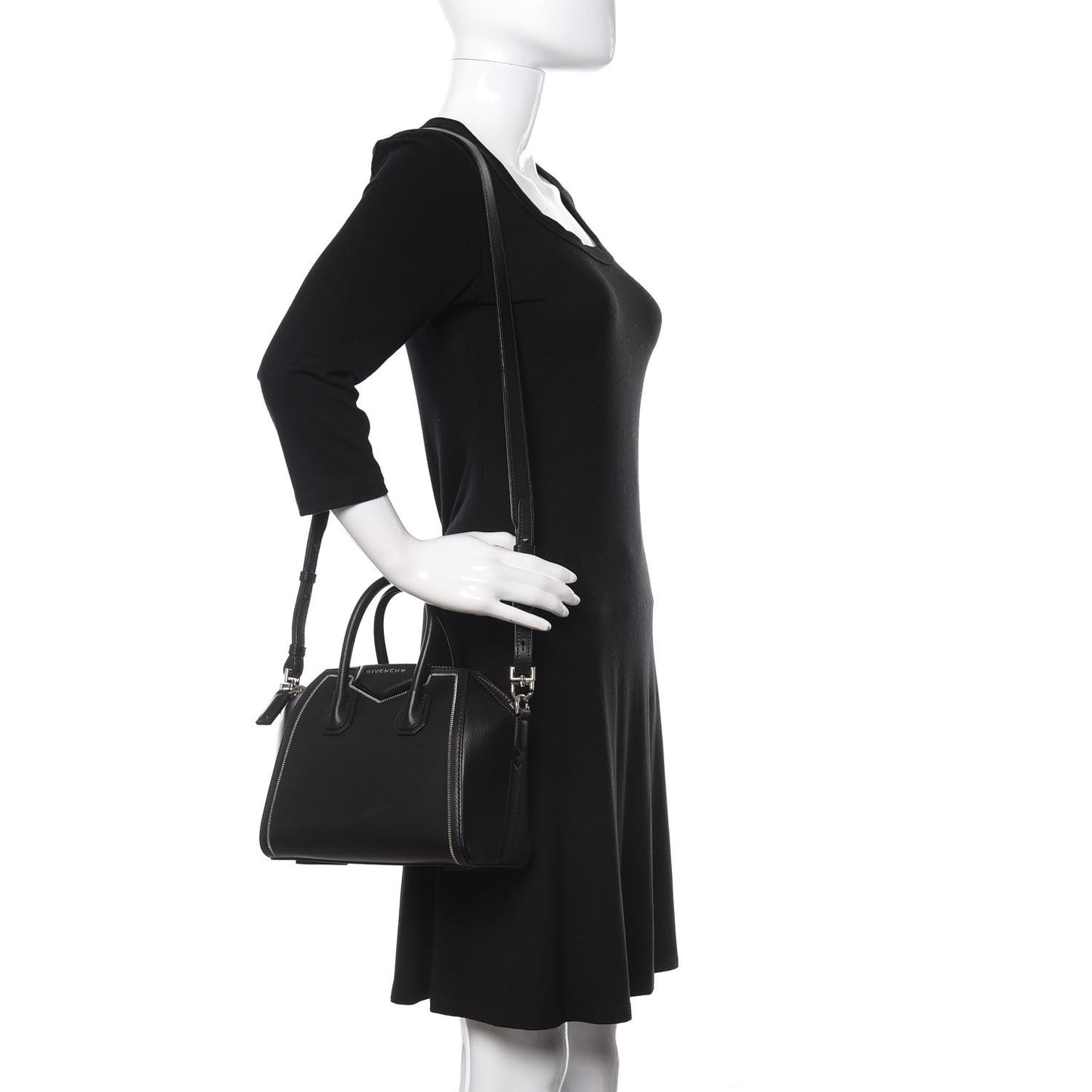 Calfskin Chain Detail Mini Antigona Black