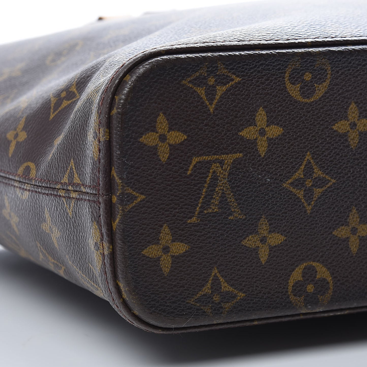 Monogram Luco