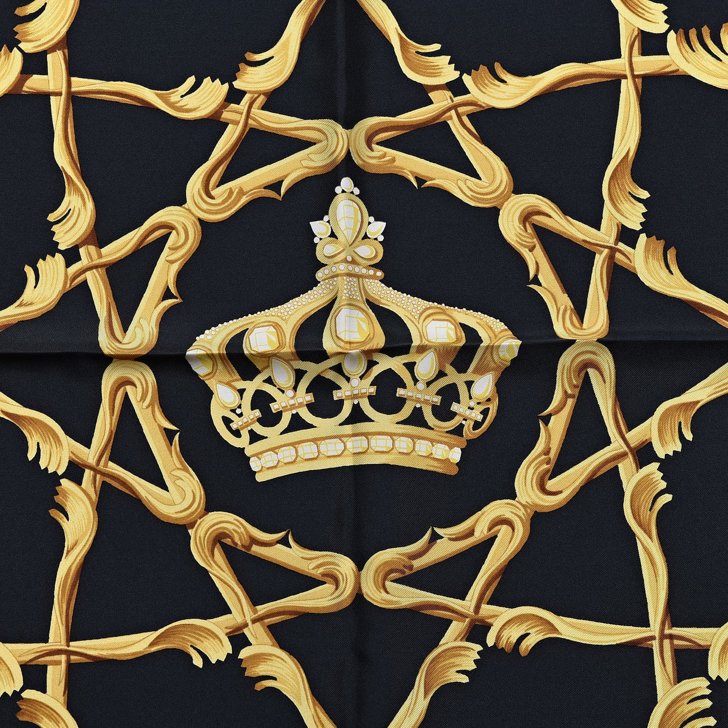 Silk Couronnes Crown Scarf 90