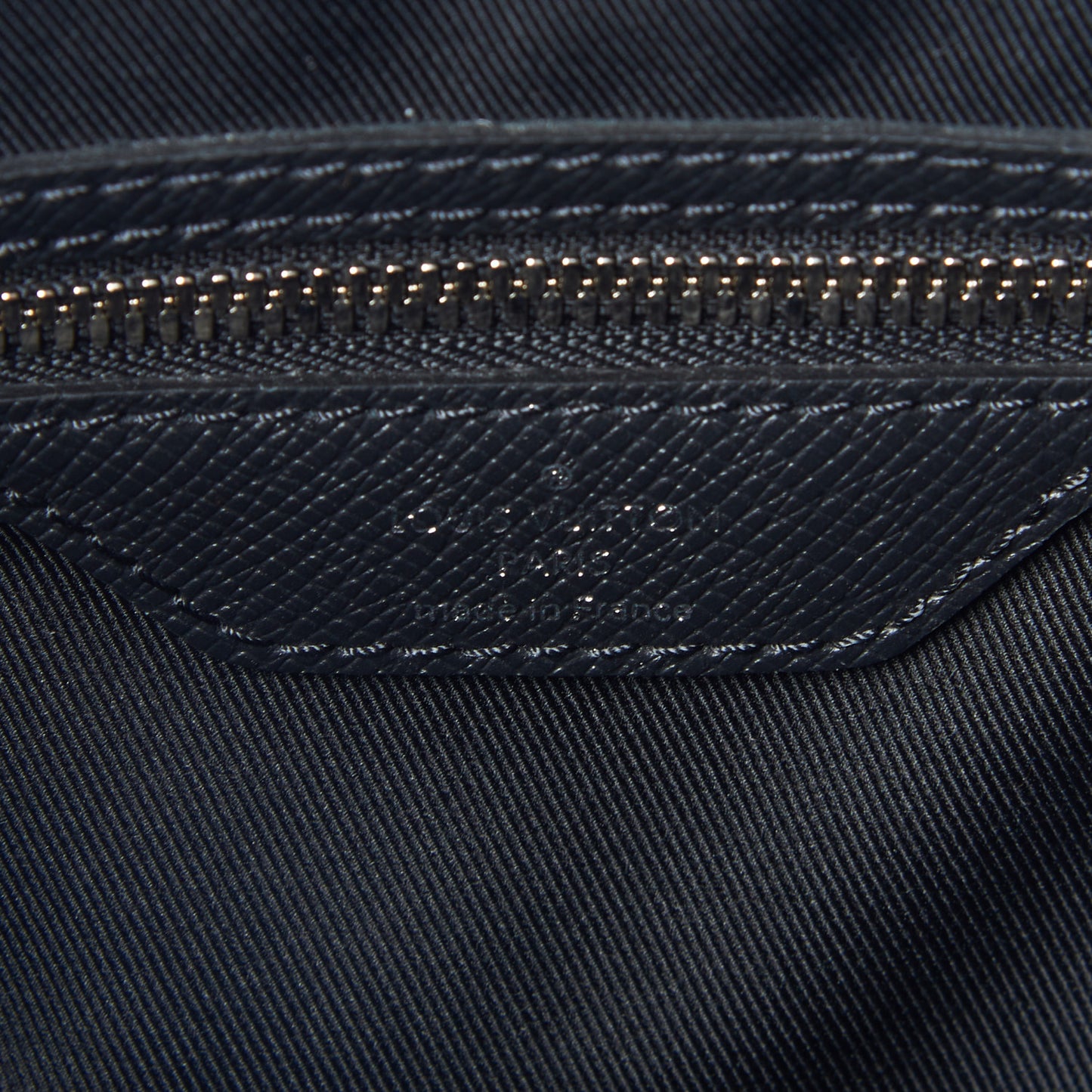 Taiga Monogram Eclipse Keepall Bandouliere 50 Black