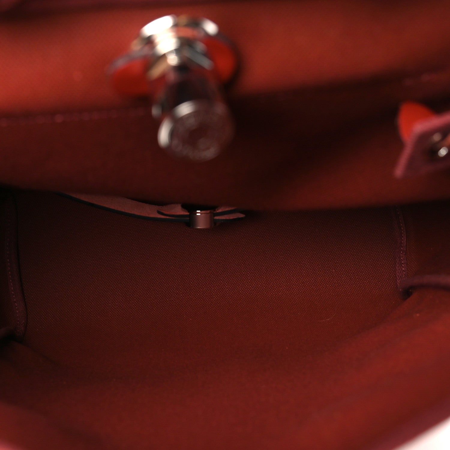 Hermes Military Toile Vache Hunter Herbag a Dos Zip Retourne Backpack Rouge H 5 of 10