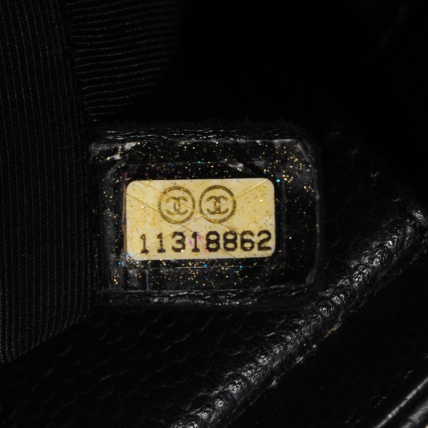 Caviar Quilted Petit Shopping Tote PST Black