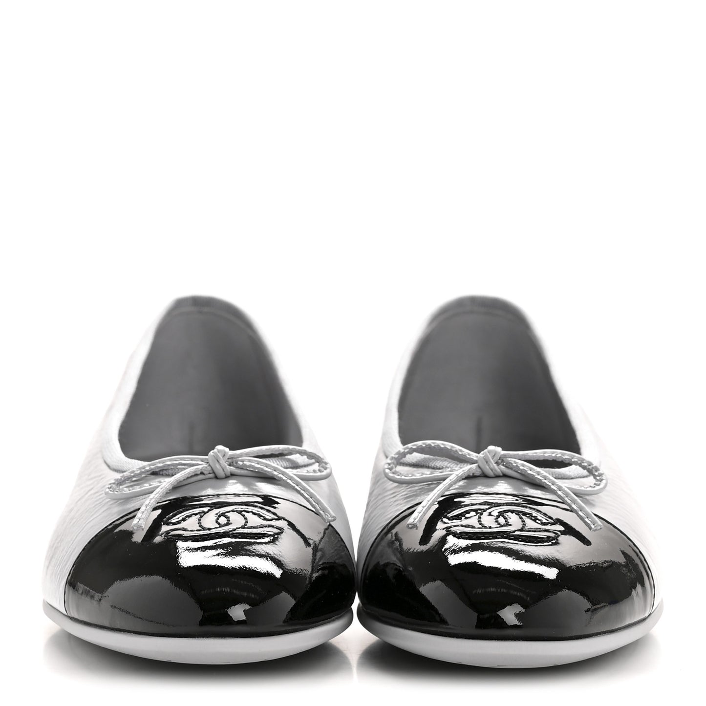 Shiny Crumpled Calfskin Patent CC Cap Toe Ballerina Flats 41 Grey Black