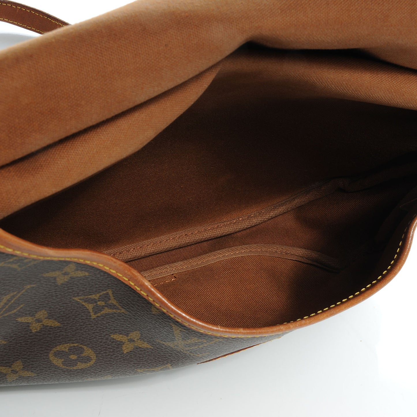 Monogram Saumur 30