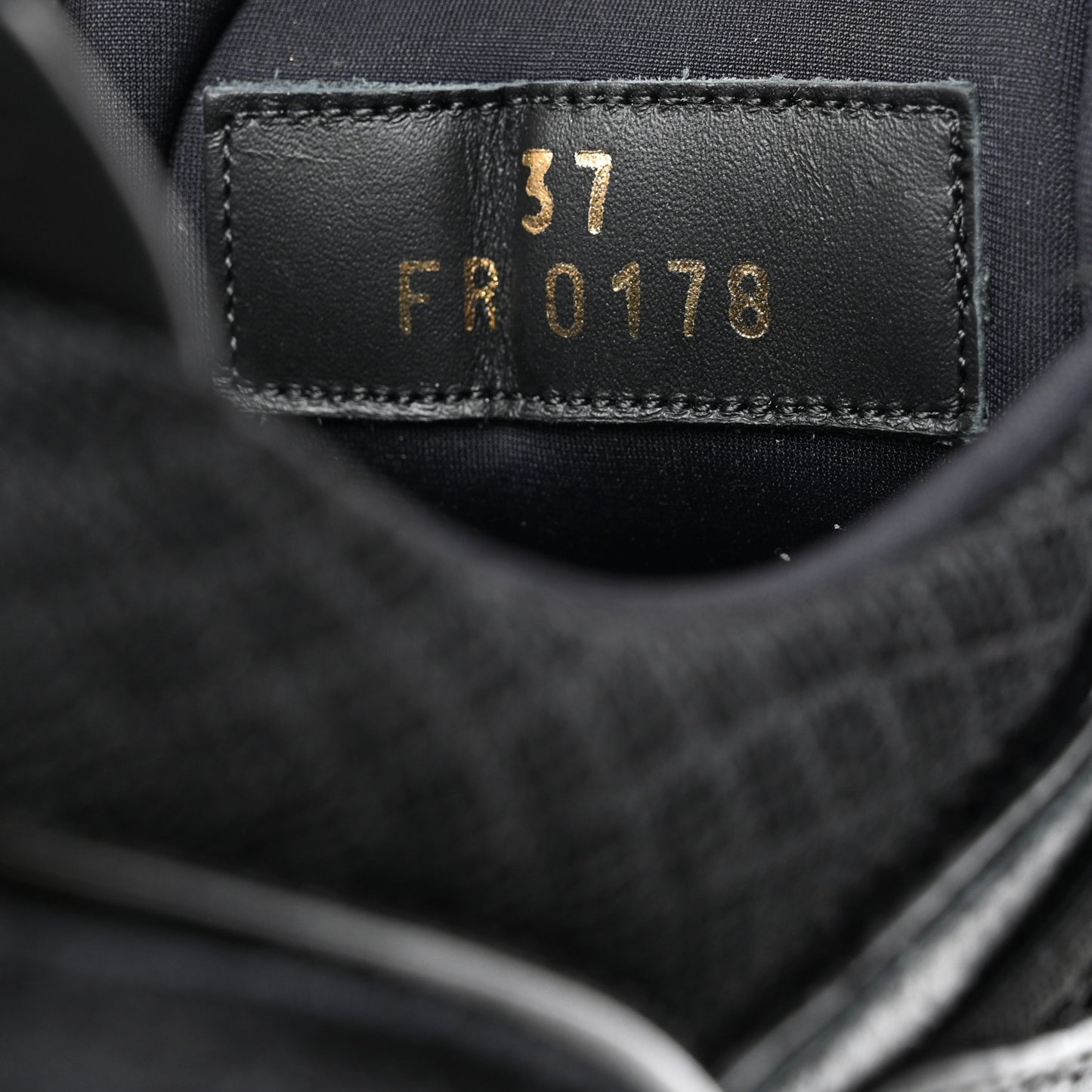 Calfskin Neoprene Jaw Low Sneakers 37 Black