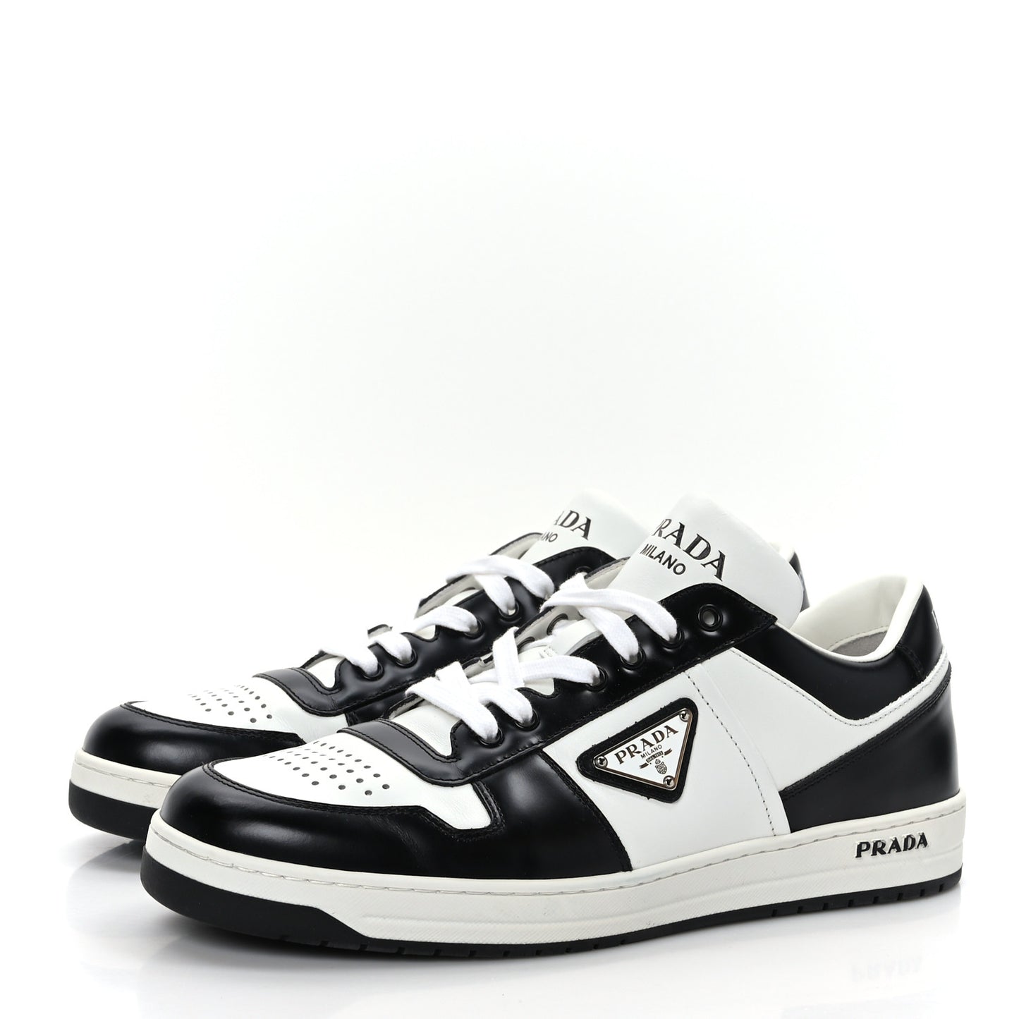 Vitello Sport Spazzolato Rois Metal Triangle Logo Mens Downtown Low Top Sneakers 7.5 White Black