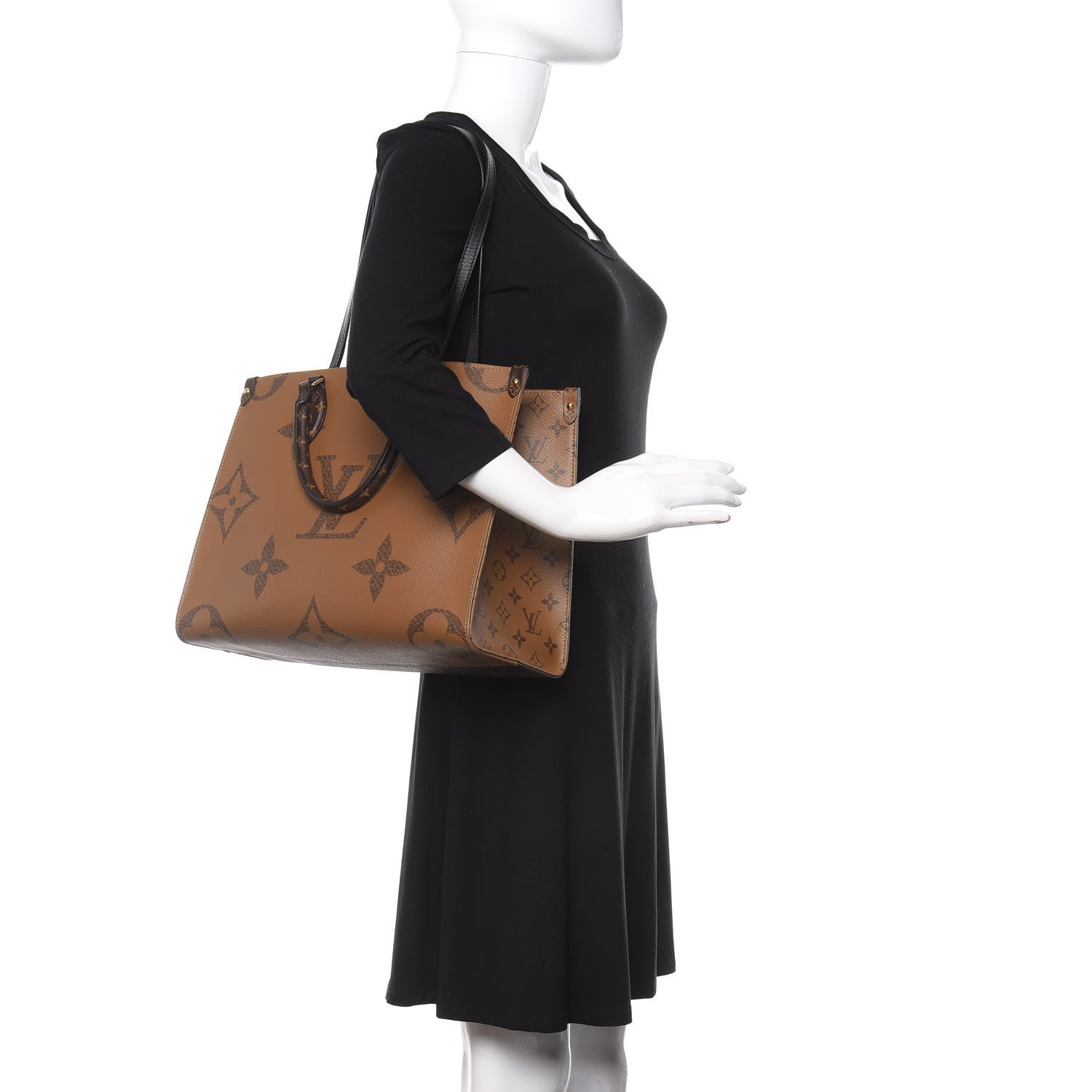 Louis Vuitton Reverse Monogram Giant Onthego MM 2 of 11